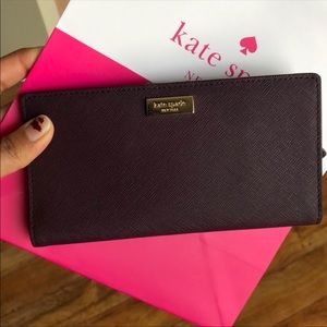 KateSpade Newbury Lane Stacy Wallet in Mahogany